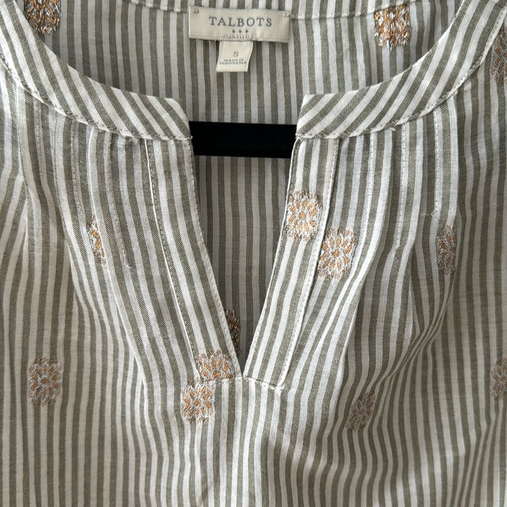 Talbots sleeveless summer top - Picture 3 of 4